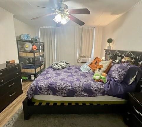 5th image of 90 Jordan Ave APT 8