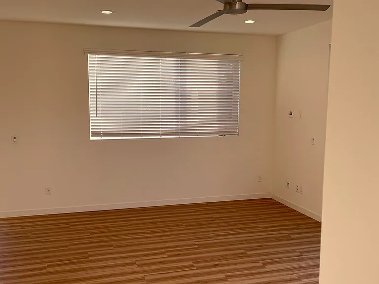 1166 Holly Ave #1 — Photo 30