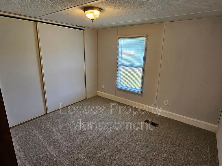 5405 Swepsonville Saxapahaw Rd — Photo 11