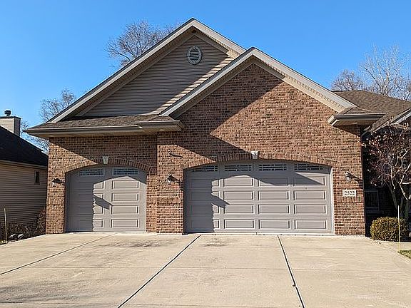 3rd image of 2522 Camelot Dr