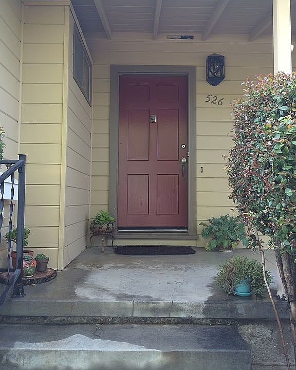 1st image of 526 N Humboldt St