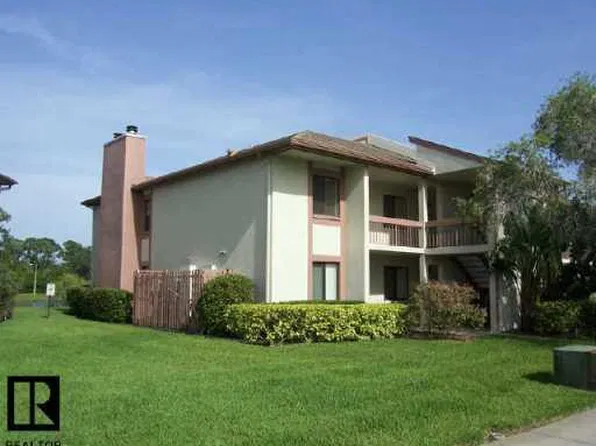 180 Lakeview Way, Oldsmar, FL 34677