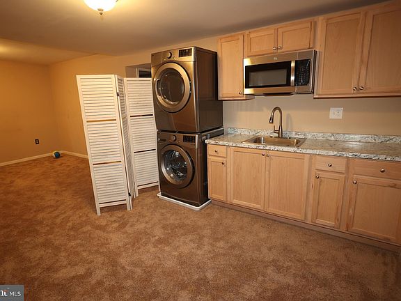 5th image of 3094 Fennegan Ct