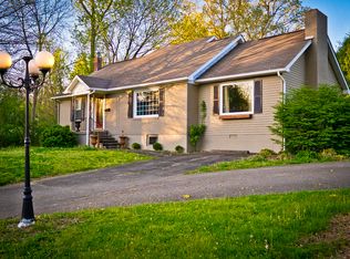 340 N 4th St, Central City, KY 42330