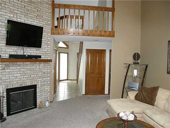 2nd image of 690 Deer Run Dr