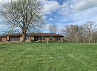 9745 E Farm Road 86, Strafford, MO 65757