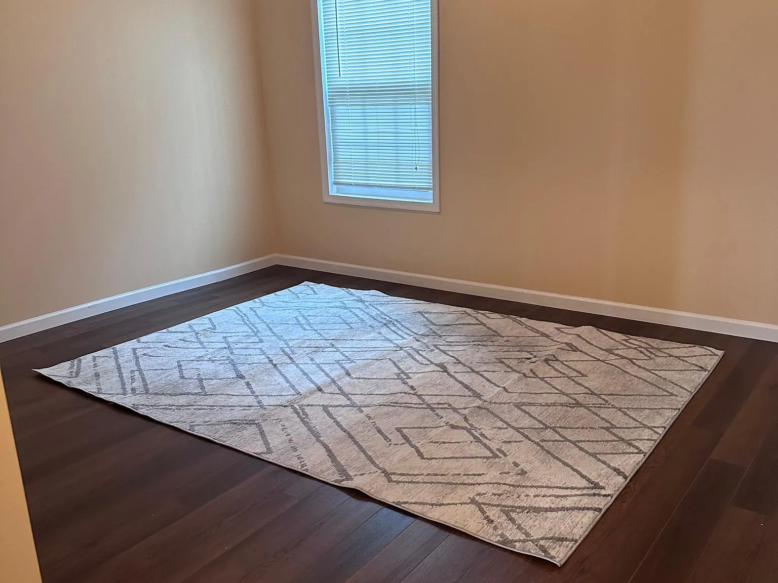 1122 Sparrow Way — Photo 3