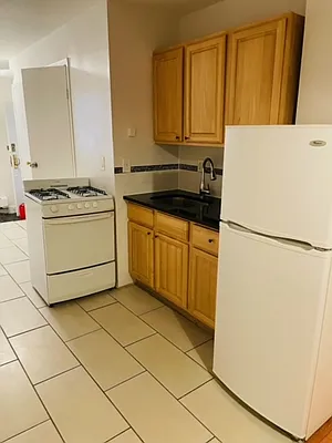 Rented by Think Properties | media 4