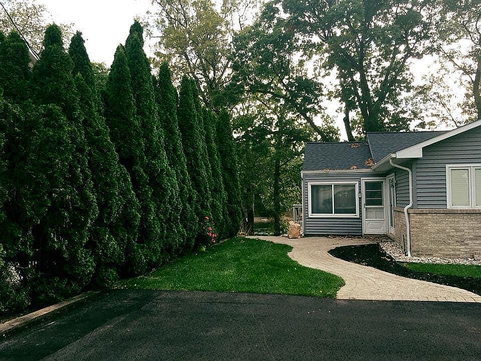 1977 Ridge Rd, White Lake, MI 48383 Zillow