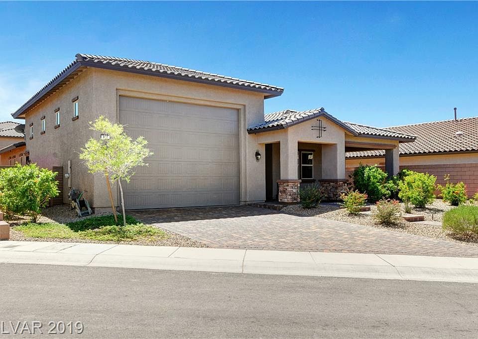 1st image of 817 Rosewater Dr