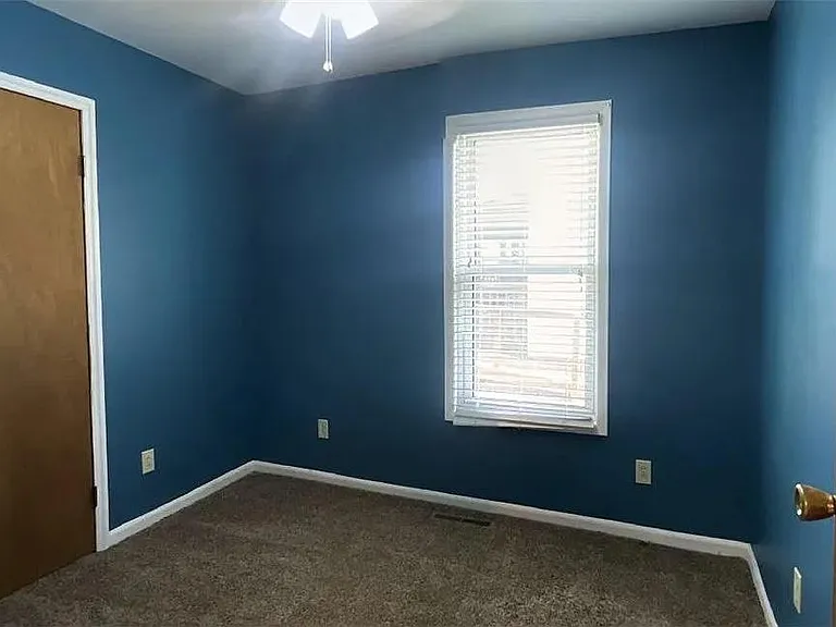 609 Poplar Ave — Photo 12