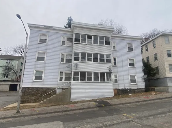 9 5th Ave, Worcester, MA 01607