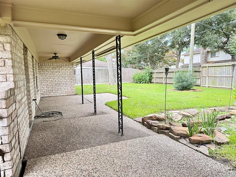 13935 Saint Marys Ln — Photo 21