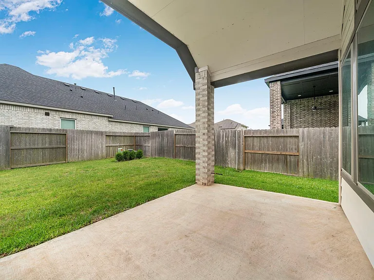 10718 Blossom River Dr — Photo 7