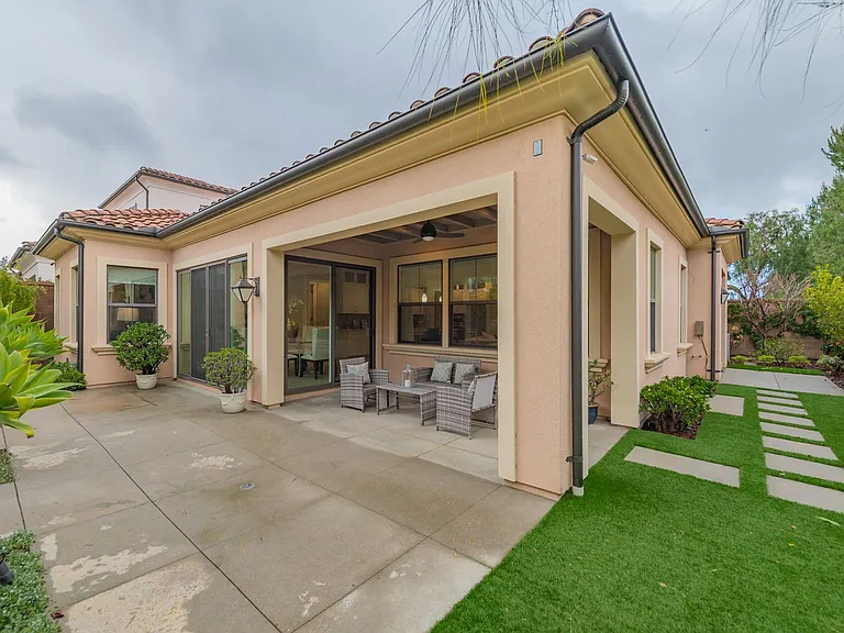 120 Meander — Photo 16