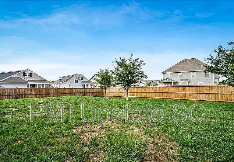 201 Sweet Hill Rd — Photo 31