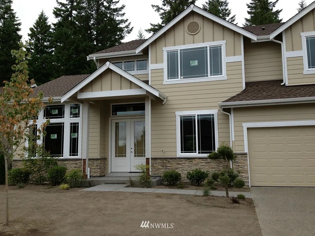 51 ST Albans Lane photo 1