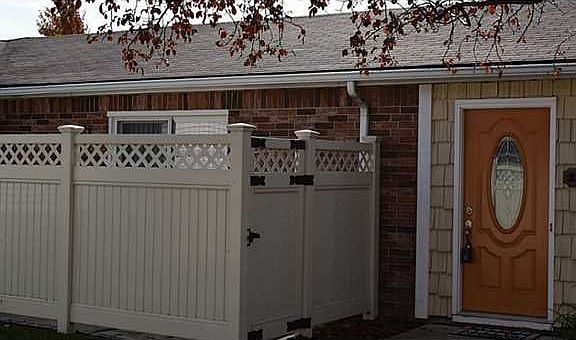 2nd image of 27057 Oakmead Dr
