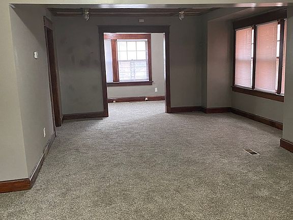 2nd image of 3903 Walrond Ave
