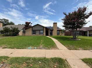 2929 Holy Cross Ln, Garland, TX 75044