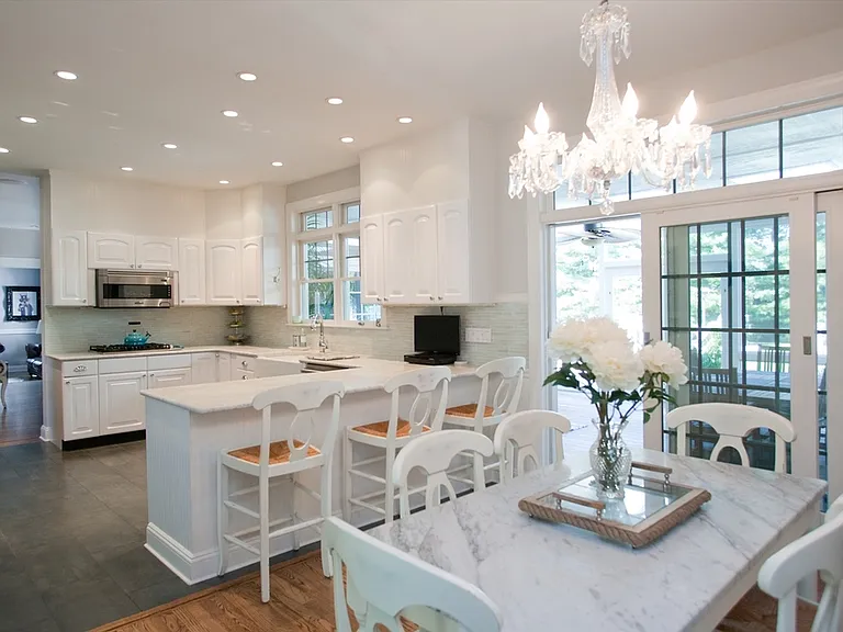 117 Fox Hollow Ln — Photo 4