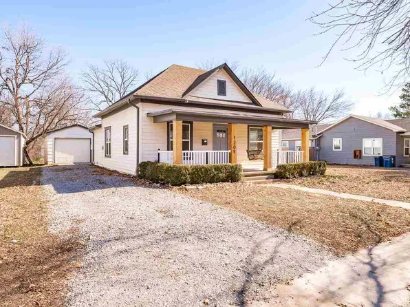 1209 S Chester St, Stillwater, OK 74074