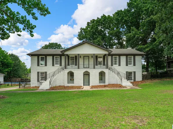 1306 7th Pl, Pleasant Grove, AL 35127