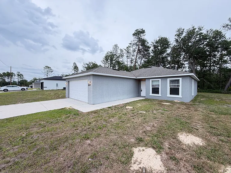 15137 SW 61st Court Rd — Photo 2