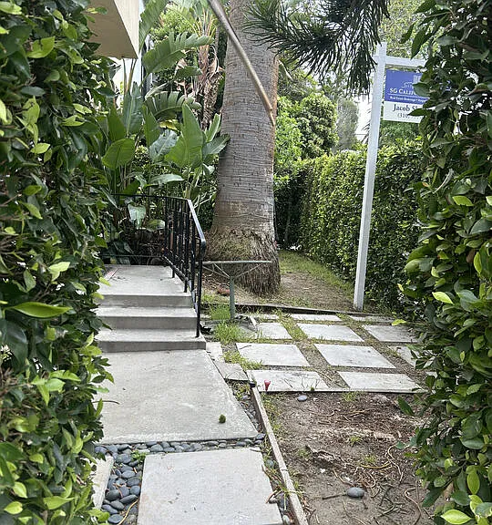 1128 S Oakhurst Dr #1 — Photo 15