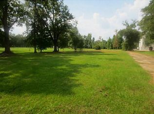 10158 Shorecrest Dr E, Biloxi, MS 39532