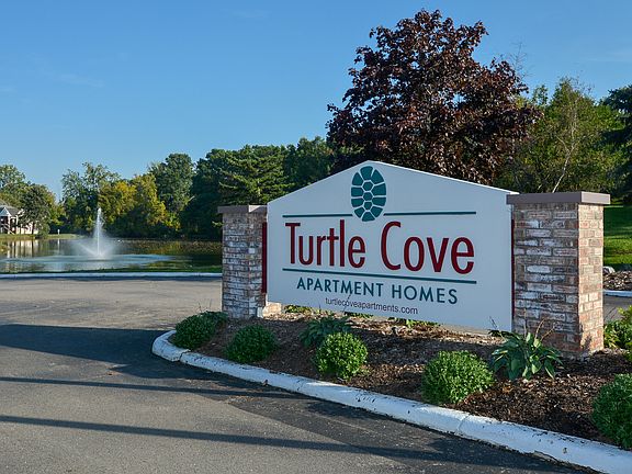 3rd image of 37255 S Woodbridge Cir #12-103