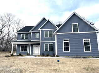 3 Markham Pl #1, Madison, CT 06443