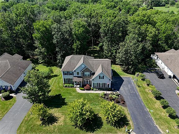 3rd image of 5031 W Ridge Run