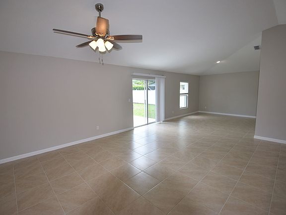 5th image of 1254 SW Malaga Ave