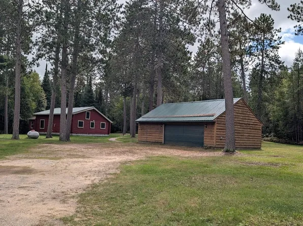8854 River Rd, Angora, MN 55703