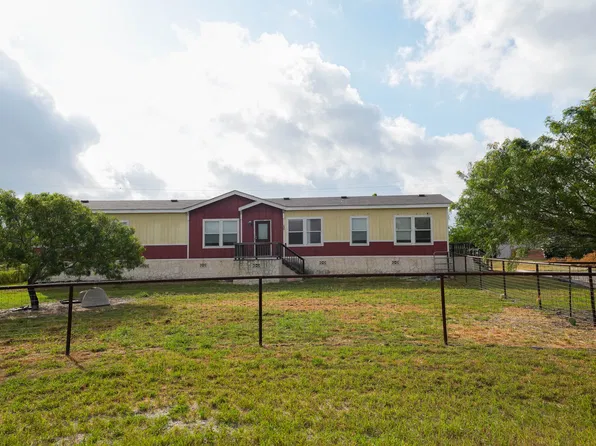 132 Quail Run, Calliham, TX 78007