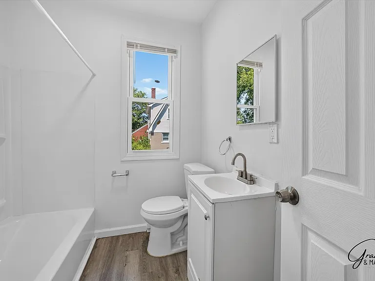 12932 Greiner - Bar Holdings & Blue & White LLC — Photo 17