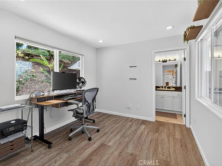 58 Eastfield Dr — Photo 30