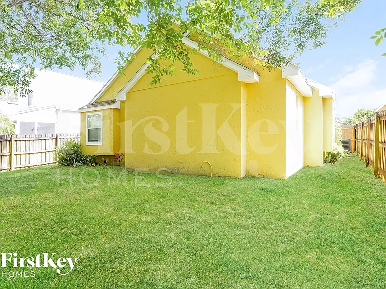 1008 Vannessa Dr — Photo 13