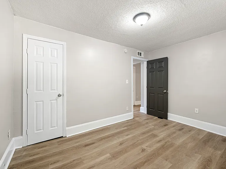 156 Fairfield Pl NW — Photo 11