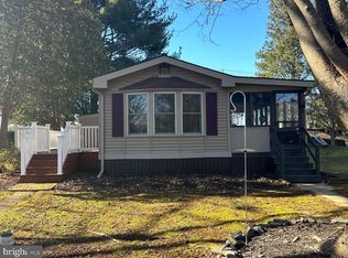 819 Carrie Ct, Lancaster, PA