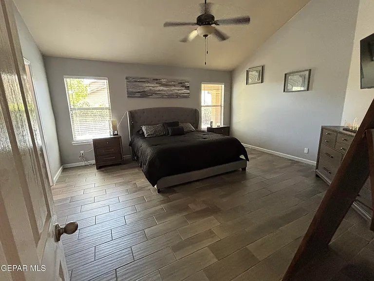 11008 Cattle Ranch St — Photo 17