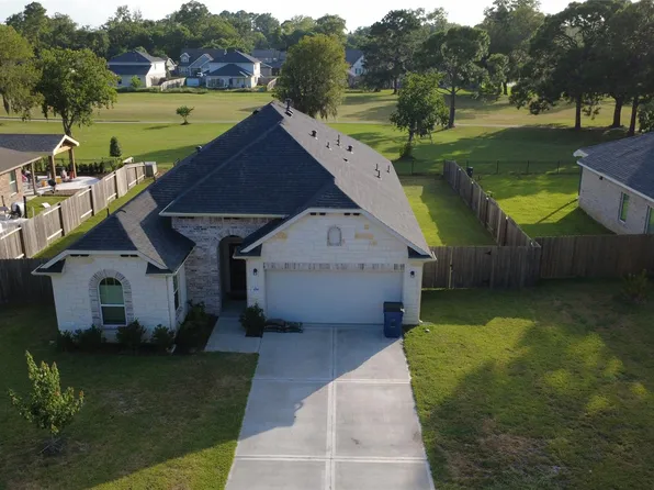 439 S Amherst Dr, West Columbia, TX 77486