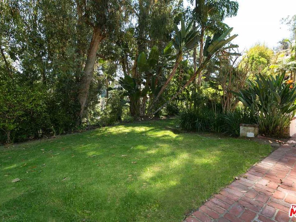 2nd image of 1242 Lago Vista Dr