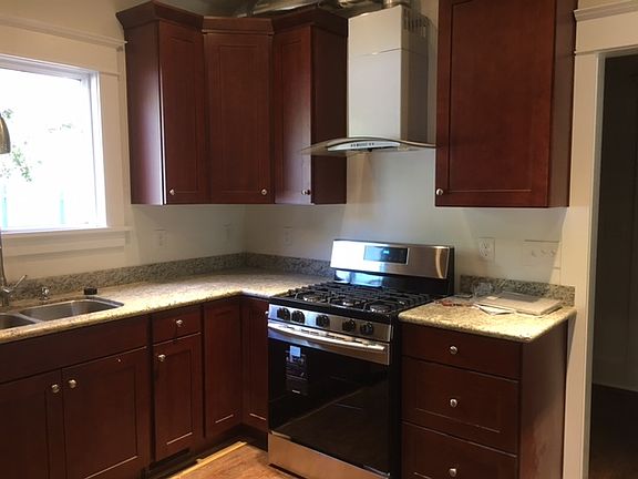 Kitchen - Gas Range
