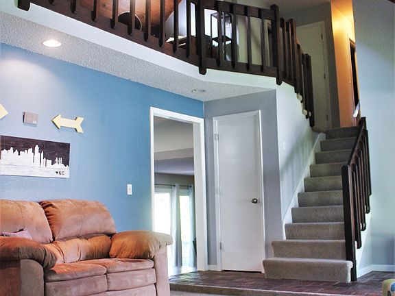 2nd image of 5817 Clark Cir