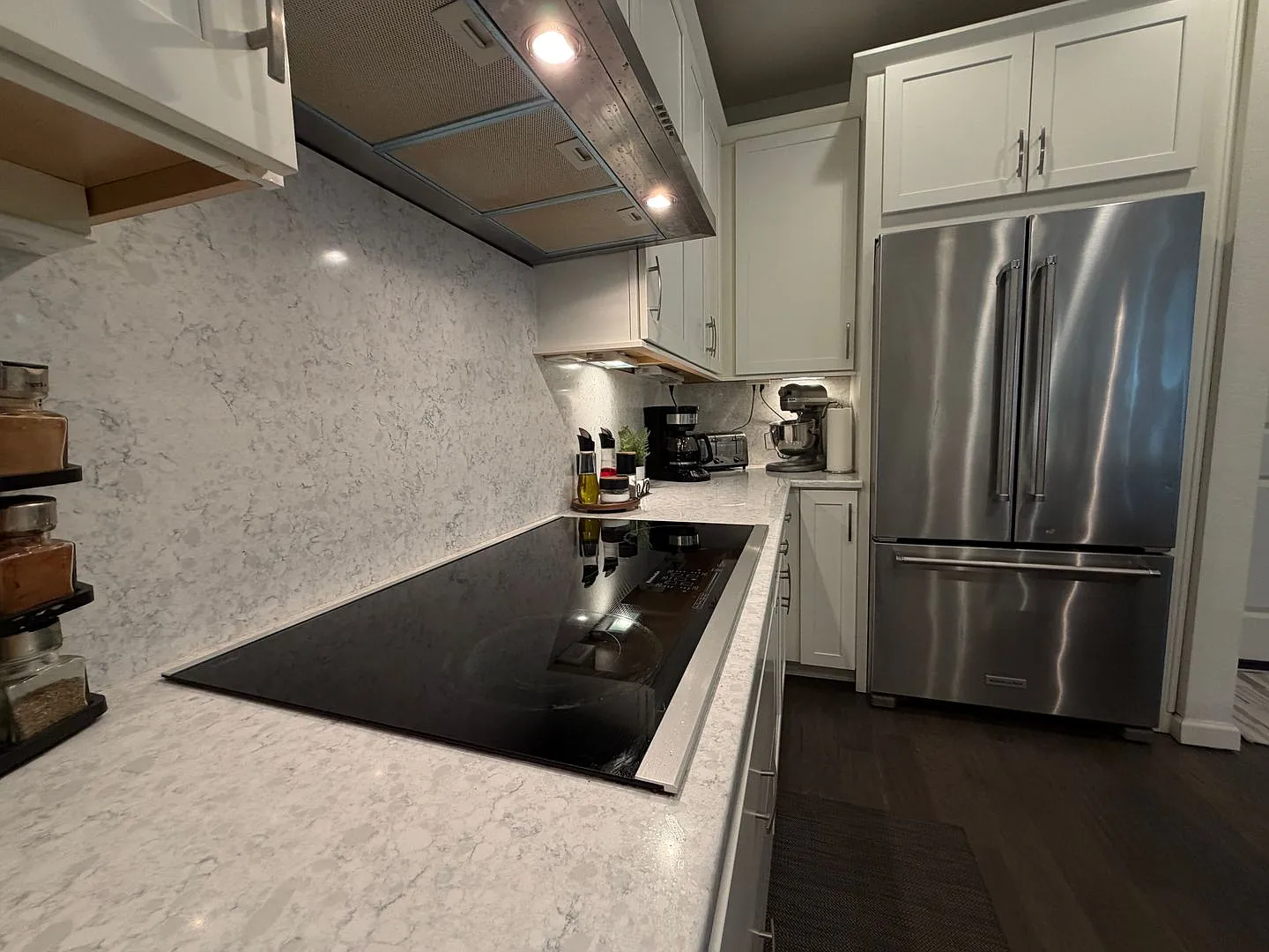 Modern West Arvada End-Unit with Cul-de-Sac Privacy & 2-Car Garage — Photo 4