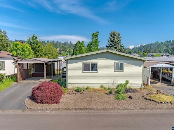 1307 S Water St Unit 31, Silverton, OR 97381