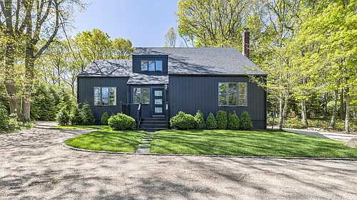 3564 Noyac Rd Photo 1