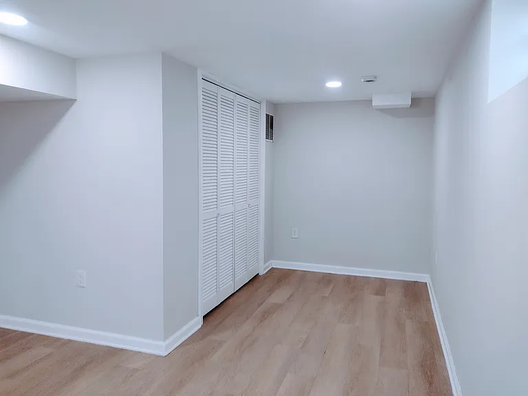 4204 Colonial Rd — Photo 42